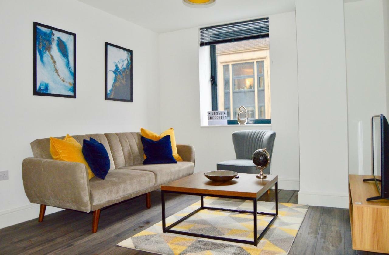 Qh31 - City Centre Location With 2 Double Bedrooms Sleeping Up To 4 People - Spacious Work Or Leisure Apartment シェフィールド エクステリア 写真
